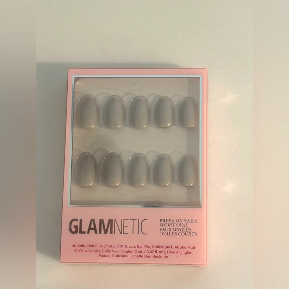 Glamnetic Pure Gray Short Oval